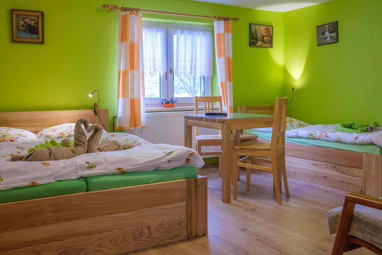 Hotel Kacenka Кралики Экстерьер фото