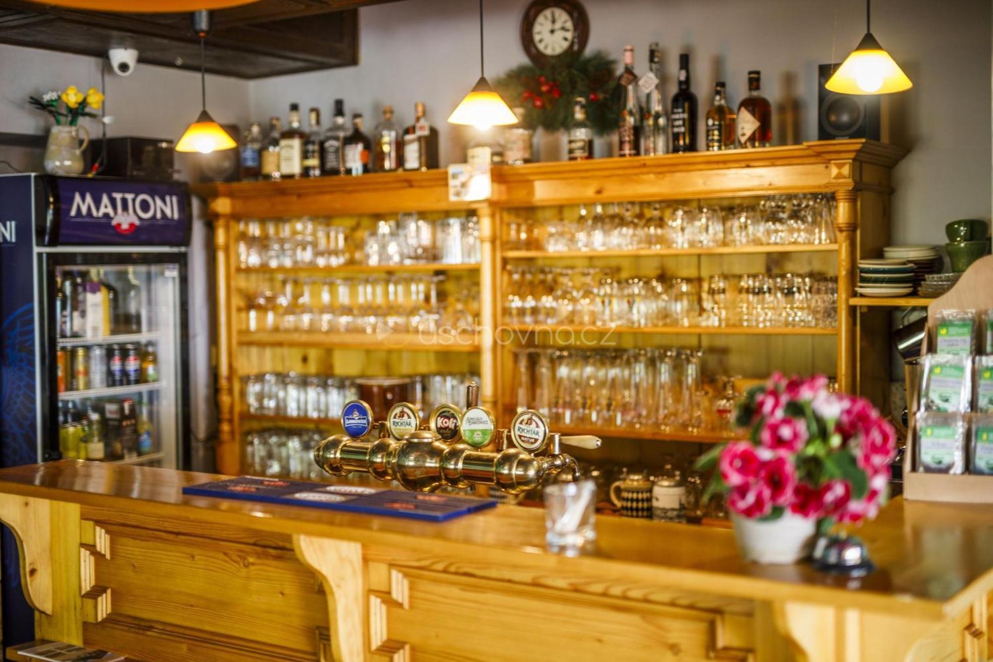 Hotel Kacenka Кралики Экстерьер фото
